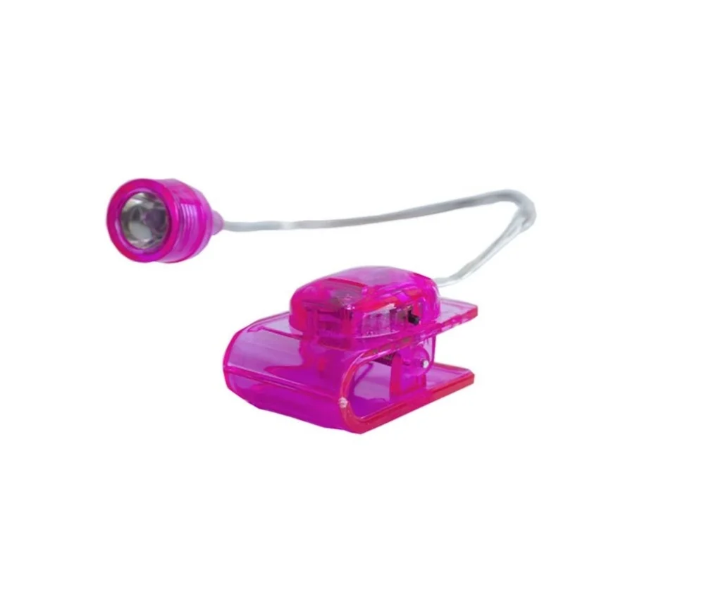 M149- Linterna con clips p/leer *