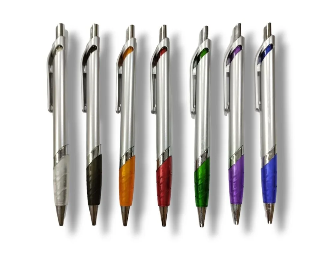 TPV044 Bolígrafo Plastico Plateado con Azul , Blanco, Morado , Negro , Naranja, Verde , Rojo